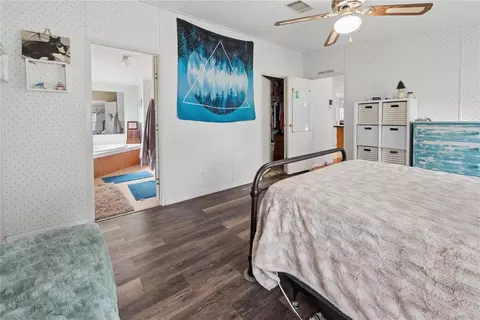 Bedroom - 16242 NW 130th St, Williston, FL 32696 photo 5 of 7