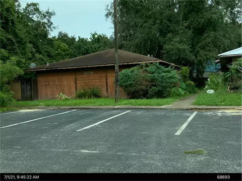 3234 SW 25th Dr, Gainesville, FL 32608