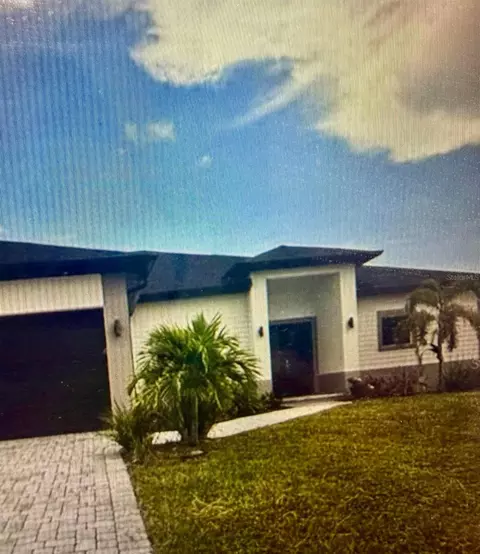 704 Mindora Ave, Lehigh Acres, FL 33972
