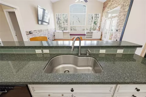 Kitchen - 10320 SW 17th Pl, Gainesville, FL 32607 photo 4 of 6
