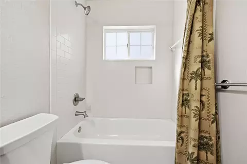 Bath - 10320 SW 17th Pl, Gainesville, FL 32607 photo 7 of 10
