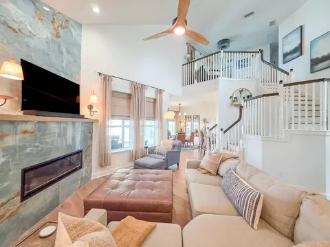 Living - 108 Maple Ter, Florahome, FL 32140 photo 3 of 9