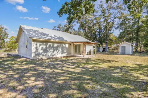 Exterior - 3109 E Bryant Ave, Bell, FL 32619 photo 3 of 4