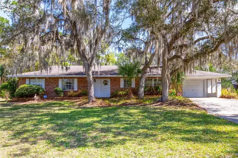 16529 Orange Ave, Umatilla, FL 32784