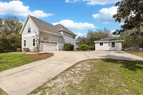 2600 SE 48th Ave, Trenton, FL 32693