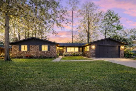 4821 NW 16th Pl, Gainesville, FL 32605