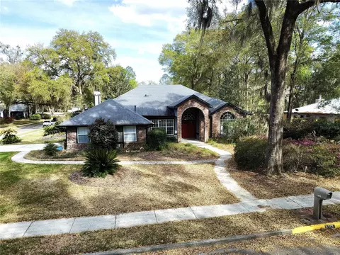 5713 NW 45th Dr, Gainesville, FL 32653