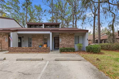 3944 NW 27th Ln, Gainesville, FL 32606