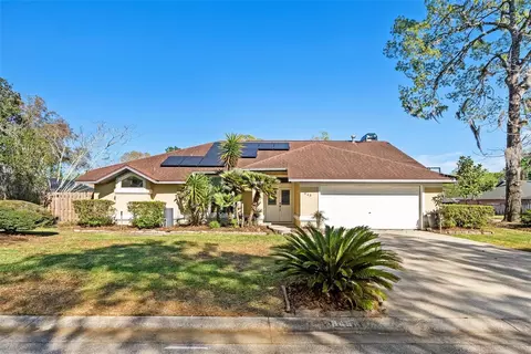 945 SW 82nd Ter, Gainesville, FL 32607