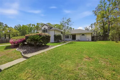10007 NW 24th Pl, Gainesville, FL 32606
