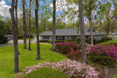 3930 NW 32nd Pl, Gainesville, FL 32606