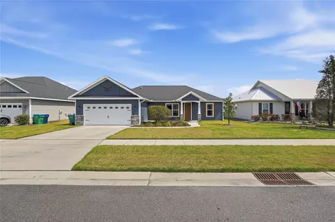 2057 SW 246th Dr, Newberry, FL 32669