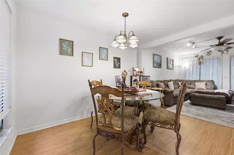 Dining - 913 SW 57th Dr, Gainesville, FL 32607 photo 1 of 1