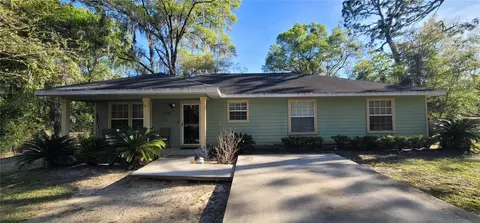 2315 SE 9th Pl, Gainesville, FL 32641