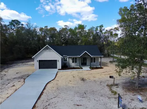 5151 NW 73 St, Chiefland, FL 32626