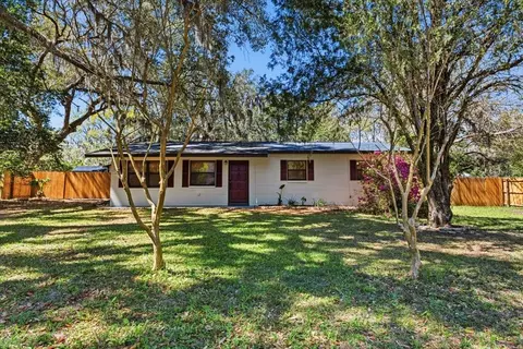 220 SE 71st St, Gainesville, FL 32641