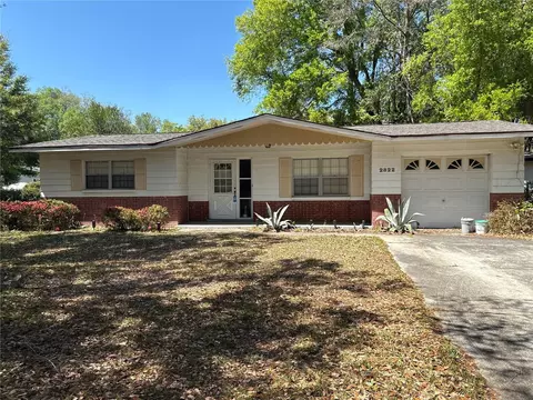 2822 NE 16th Ter, Gainesville, FL 32609
