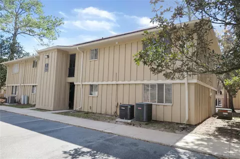 507 NW 39th Dr #210, Gainesville, FL 32607