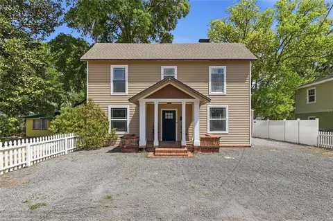 403 NE 9 St, Gainesville, FL 32601