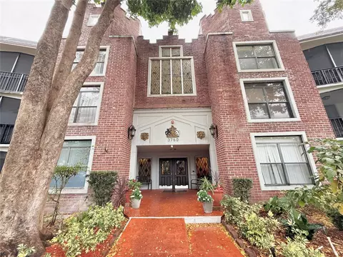 3760 Inverrary Dr #2M, Lauderhill, FL 33319