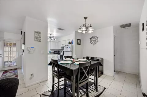 Dining - 7212 SW 18th Pl, Gainesville, FL 32607 photo 1 of 1