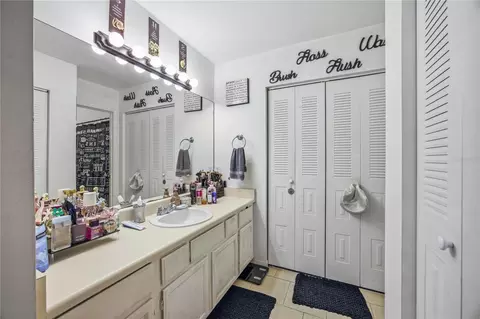 Bath - 7212 SW 18th Pl, Gainesville, FL 32607 photo 3 of 4