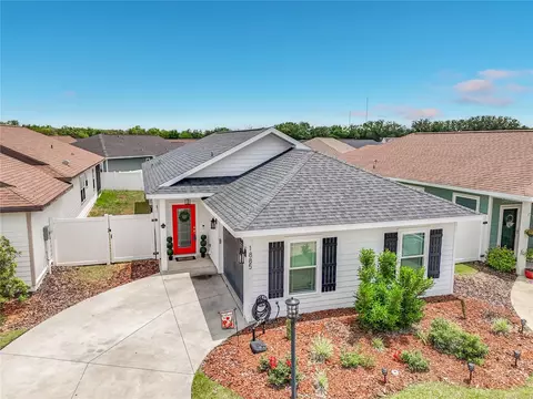 1885 SW 245th Ter, Newberry, FL 32669