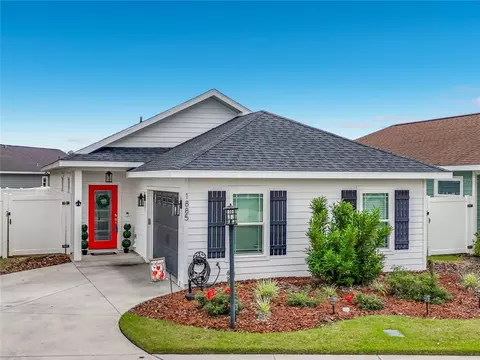 1885 SW 245th Ter, Newberry, FL 32669