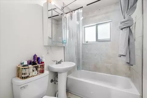 Bath - 517 E Main St, Bronson, FL 32621 photo 1 of 1