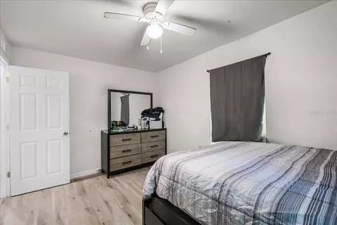 Bedroom - 517 E Main St, Bronson, FL 32621 photo 3 of 5
