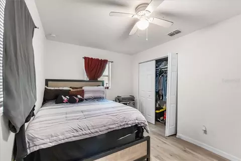 Bedroom - 517 E Main St, Bronson, FL 32621 photo 2 of 5
