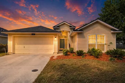 8224 NW 51st Dr, Gainesville, FL 32653