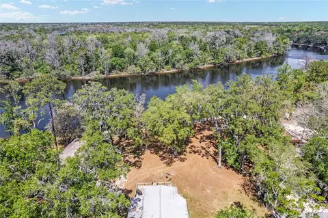 7870 SW 25th Pl, Bell, FL 32619