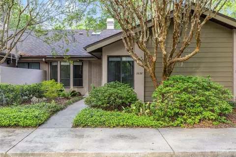 3928 NW 23rd Cir, Gainesville, FL 32605