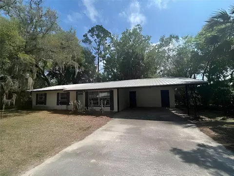 23 NE 6th St, Chiefland, FL 32626
