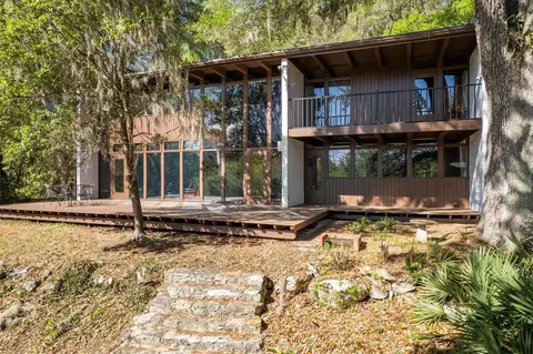 6424 SW 26th Pl, Gainesville, FL 32608