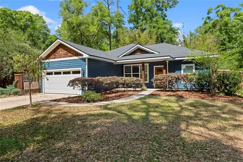 25726 SW 19th Ave, Newberry, FL 32669