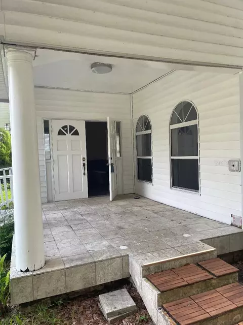 Exterior - 31 NW 4th St, Williston, FL 32696 photo 3 of 5