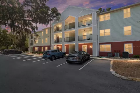 2360 SW Archer Rd #706, Gainesville, FL 32608