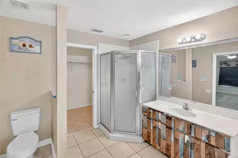 Bath - 5143 SW 155th Loop, Ocala, FL 34473 photo 3 of 3
