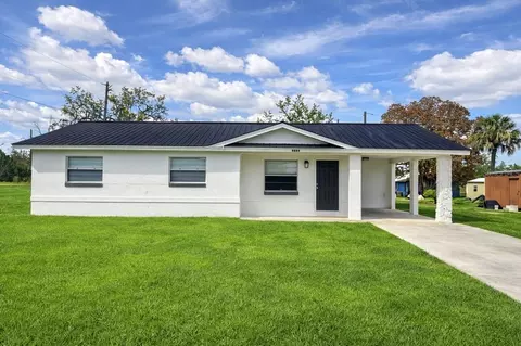 1004 Booker Ave, Sebring, FL 33870