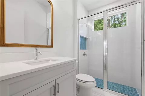 Bath - 3636 NW 49th Dr, Gainesville, FL 32606 photo 5 of 5
