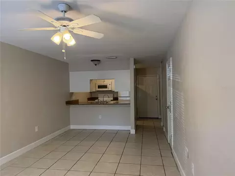 Living - 1718 SW 69 Ter, Gainesville, FL 32607 photo 3 of 4