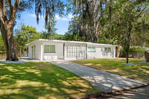 1919 NE 17th Dr, Gainesville, FL 32609
