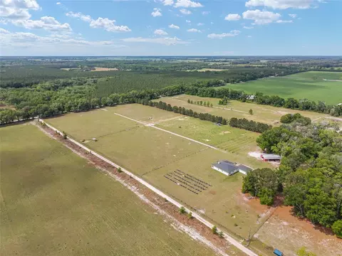 3725 172nd St, Wellborn, FL 32094