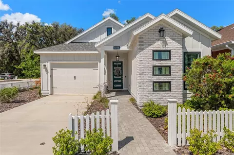 1016 NW 132nd Blvd, Newberry, FL 32669