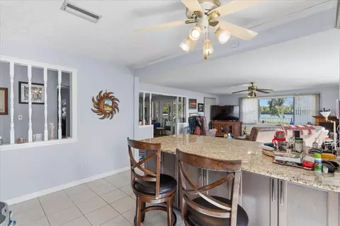 Kitchen - 229 Lake Ida Point Dr, Interlachen, FL 32148 photo 4 of 4