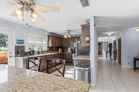 Entry Way - 229 Lake Ida Point Dr, Interlachen, FL 32148 photo 2 of 2