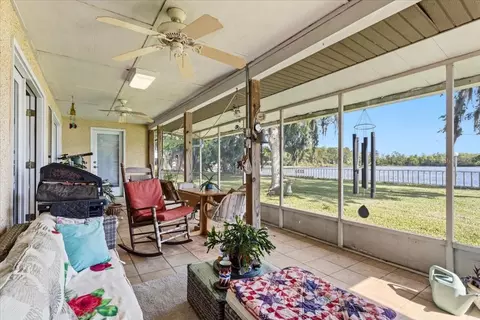 Exterior - 229 Lake Ida Point Dr, Interlachen, FL 32148 photo 3 of 4