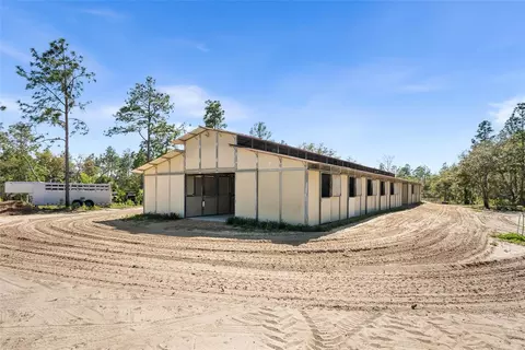 25723 Bareva Rd, Weeki Wachee, FL 34614